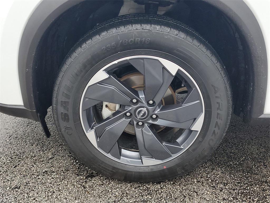 used 2024 Nissan Rogue car, priced at $16,000