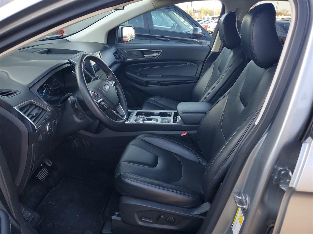 used 2022 Ford Edge car, priced at $19,000