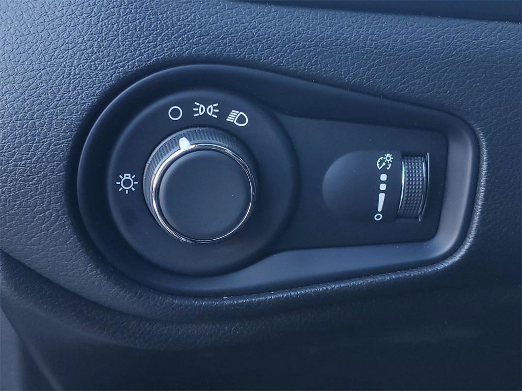 used 2023 Jeep Renegade car, priced at $17,800