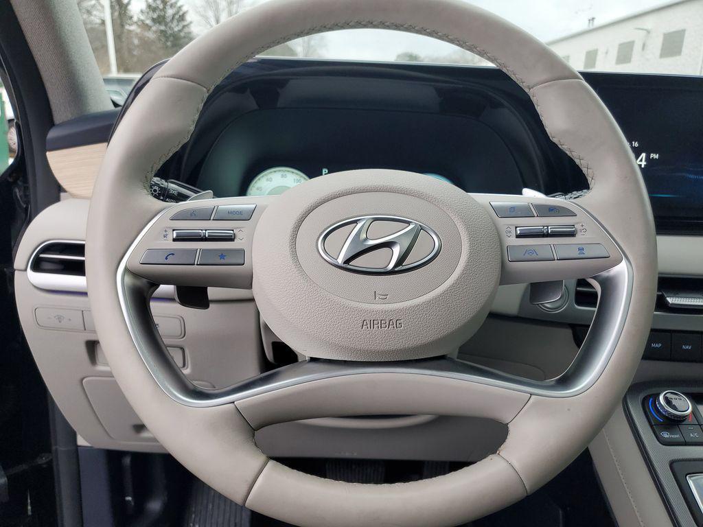 used 2025 Hyundai Palisade car, priced at $41,000