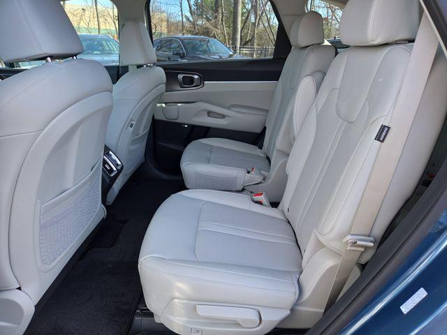 new 2026 Kia Sorento Hybrid car, priced at $37,442