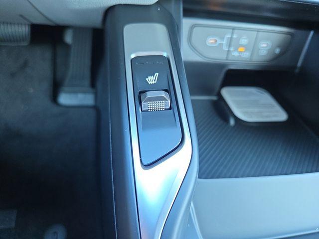 new 2026 Kia Sorento Hybrid car, priced at $37,442