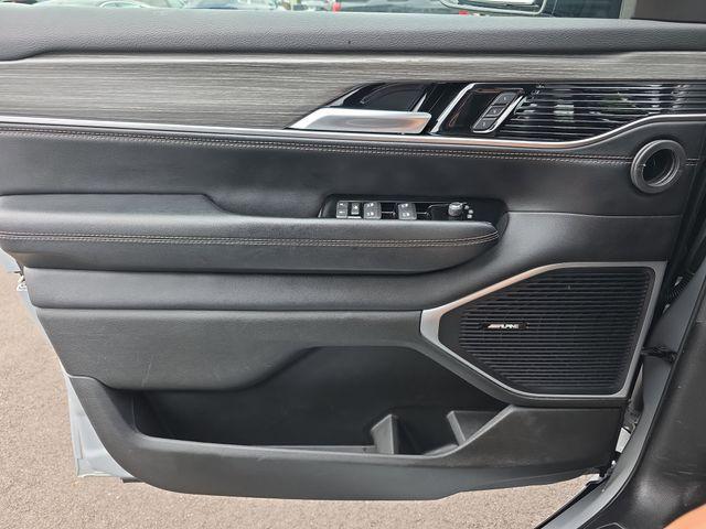 used 2024 Jeep Wagoneer car, priced at $37,984