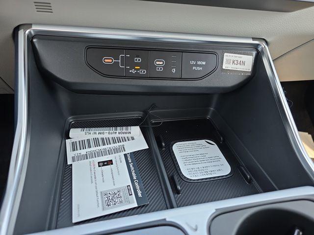 new 2026 Kia Carnival Hybrid car, priced at $43,455