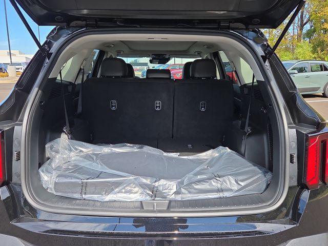 new 2026 Kia Sorento car, priced at $35,032