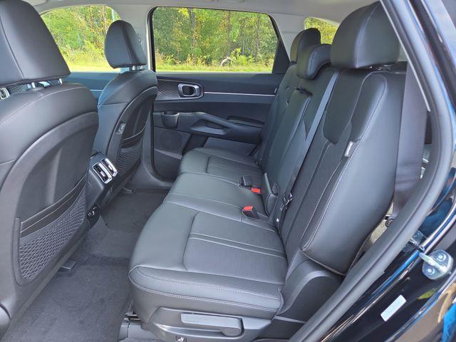 new 2026 Kia Sorento car, priced at $35,032