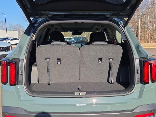new 2026 Kia Sorento Hybrid car, priced at $37,613