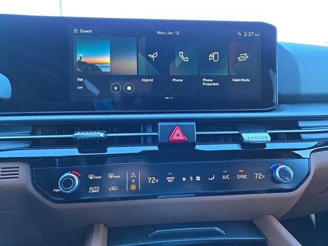 new 2026 Kia Sportage Hybrid car, priced at $35,264