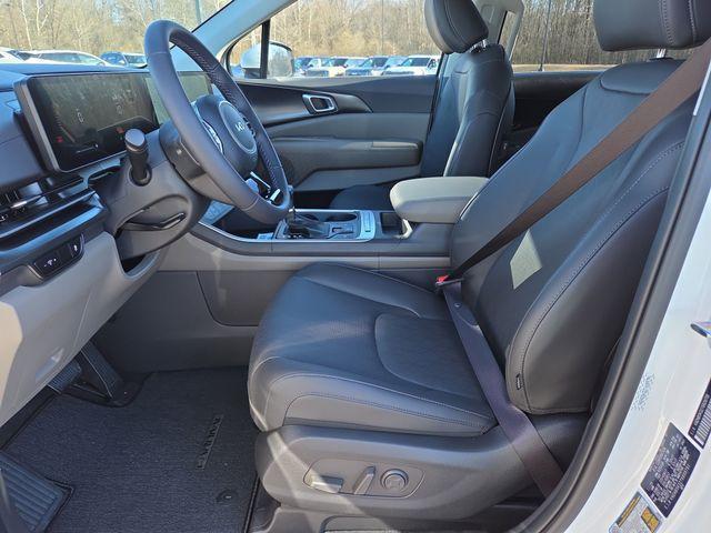 new 2026 Kia Carnival car, priced at $38,856