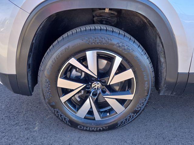 used 2023 Volkswagen Atlas Cross Sport car, priced at $18,997