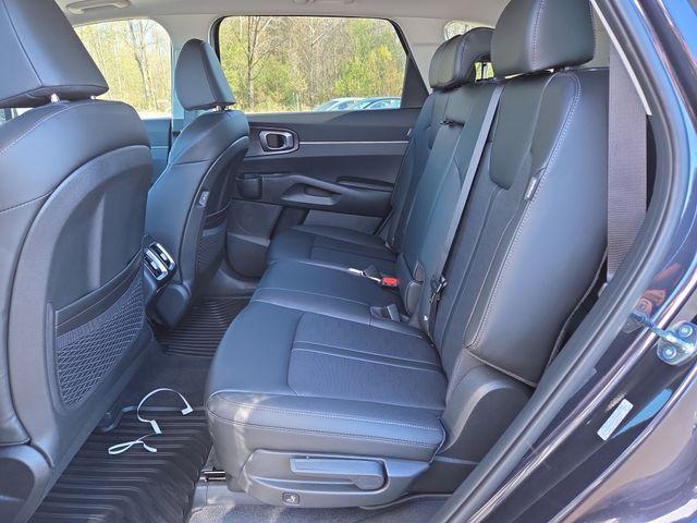 new 2026 Kia Sorento car, priced at $35,338