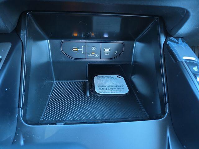 new 2026 Kia Sorento car, priced at $35,338