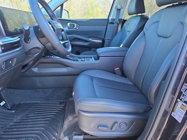 new 2026 Kia Sorento car, priced at $35,338