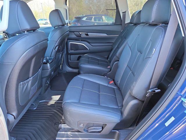 new 2025 Kia Telluride car, priced at $42,614