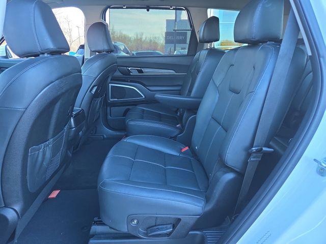 used 2022 Kia Telluride car, priced at $24,394