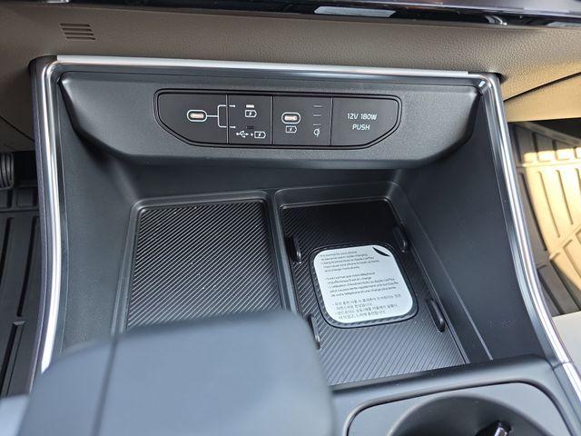 new 2026 Kia Carnival car, priced at $39,778