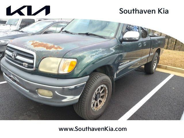 used 2000 Toyota Tundra car, priced at $3,494