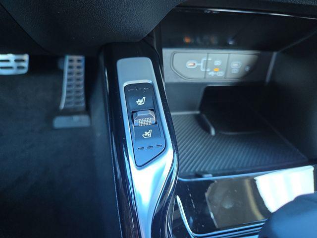 new 2026 Kia Sorento car, priced at $40,134