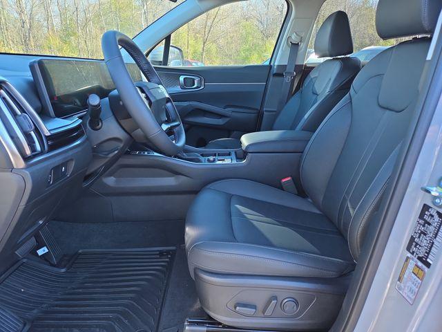new 2026 Kia Sorento car, priced at $35,823