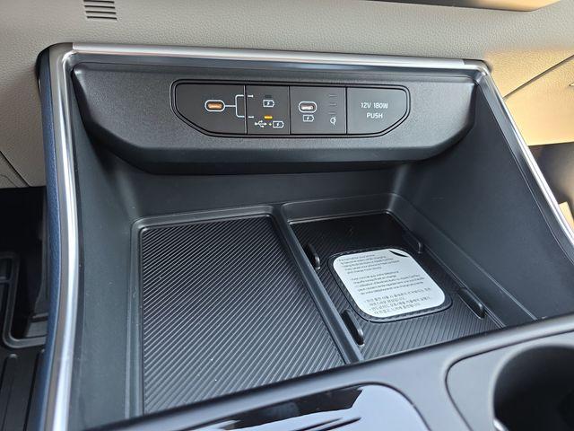 new 2026 Kia Carnival Hybrid car, priced at $52,170