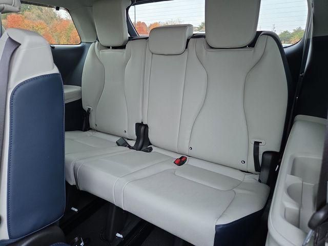 new 2026 Kia Carnival car, priced at $46,452