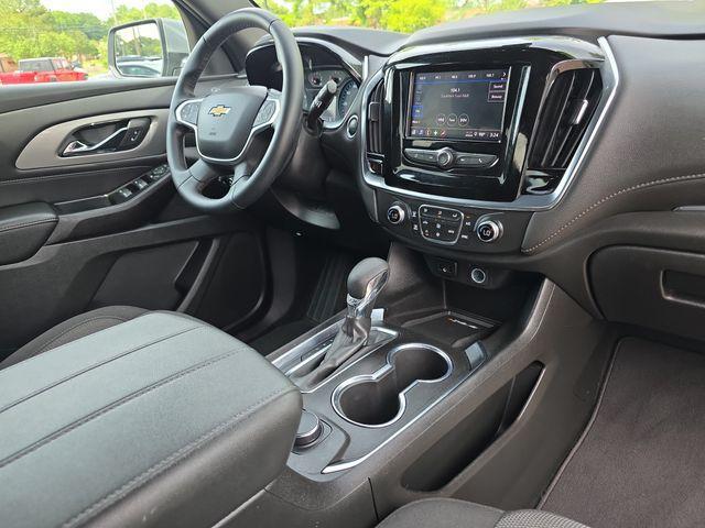used 2023 Chevrolet Traverse car, priced at $20,423
