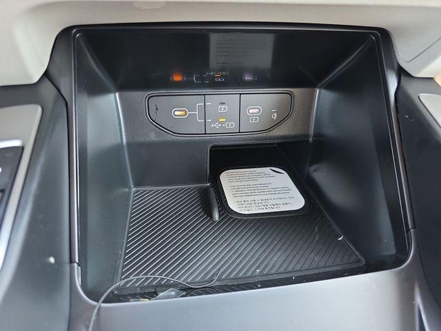 new 2026 Kia Sorento car, priced at $34,028