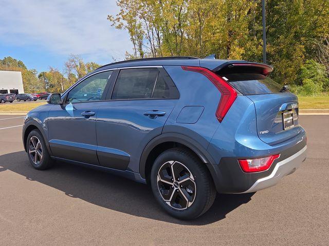new 2025 Kia Niro Plug-In Hybrid car, priced at $32,913