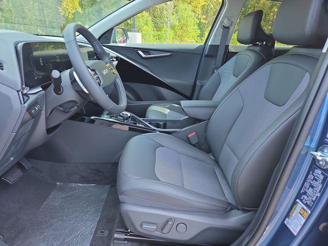 new 2025 Kia Niro Plug-In Hybrid car, priced at $32,913