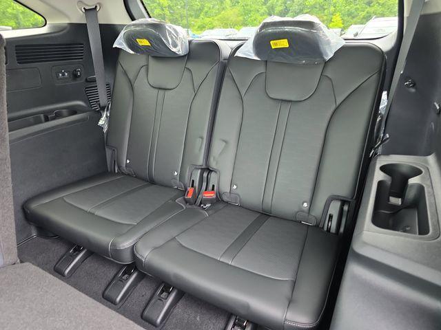 new 2026 Kia Sorento car, priced at $35,009