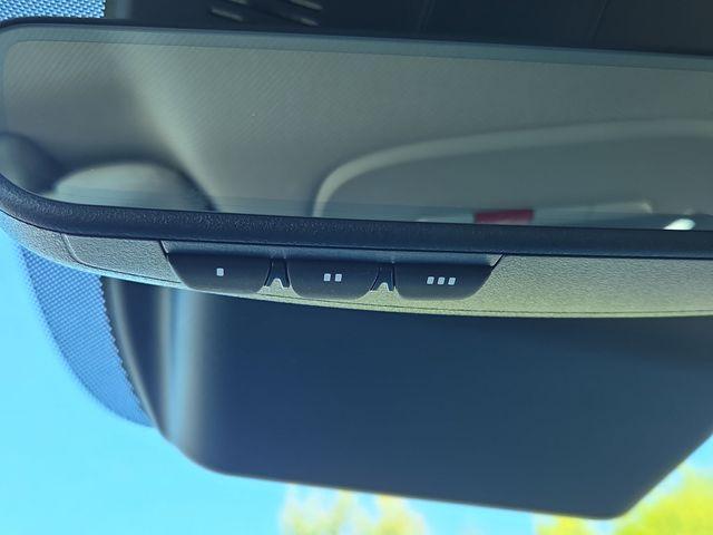 new 2026 Kia Sorento car, priced at $33,784