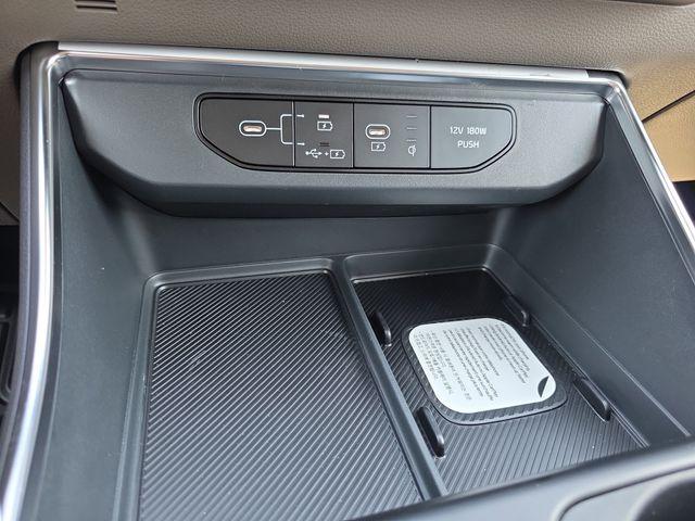 new 2026 Kia Carnival Hybrid car, priced at $43,455