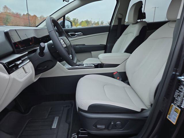 new 2026 Kia Sportage car, priced at $30,914