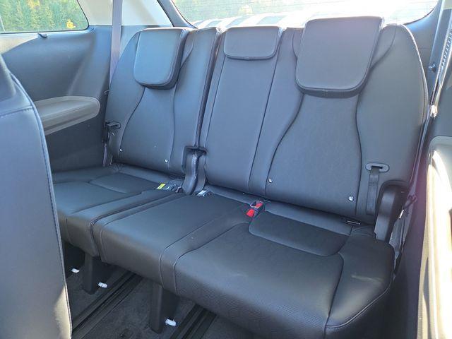 new 2026 Kia Carnival Hybrid car, priced at $46,403