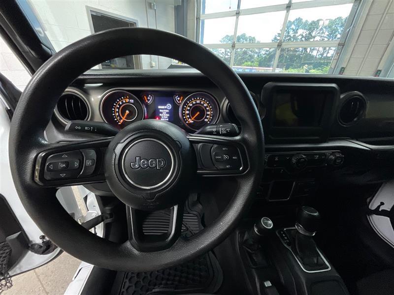 used 2023 Jeep Gladiator car, priced at $25,500