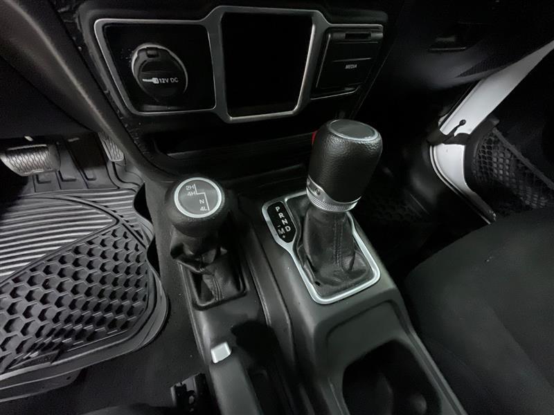 used 2023 Jeep Gladiator car, priced at $25,500