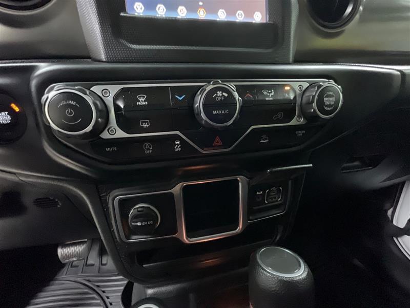 used 2023 Jeep Gladiator car, priced at $25,500