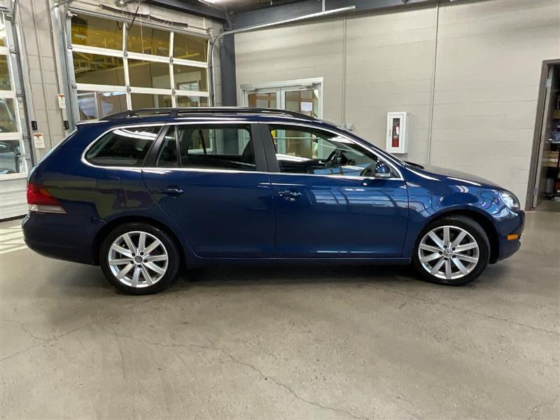used 2013 Volkswagen Jetta SportWagen car, priced at $5,495
