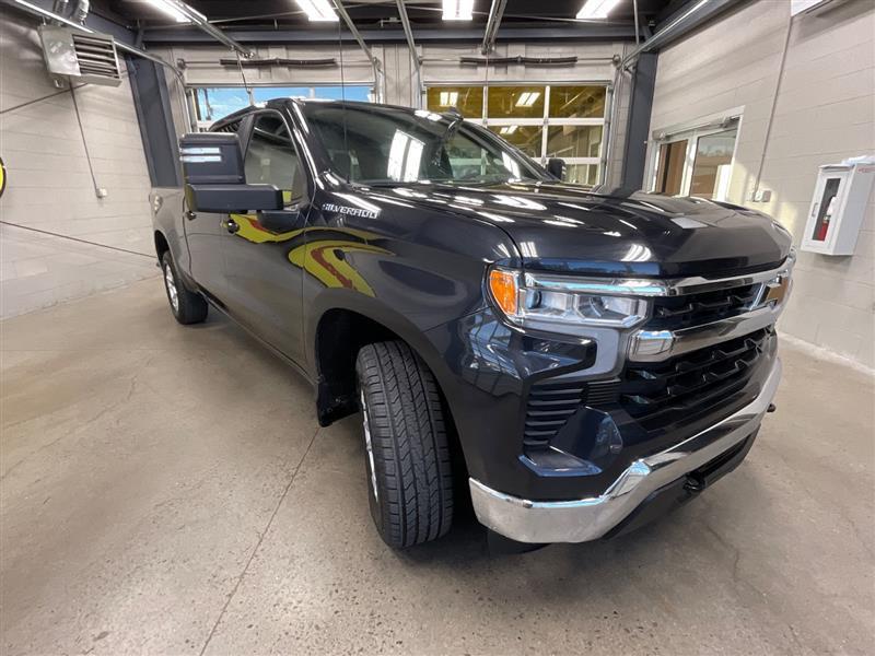 used 2024 Chevrolet Silverado 1500 car, priced at $29,994
