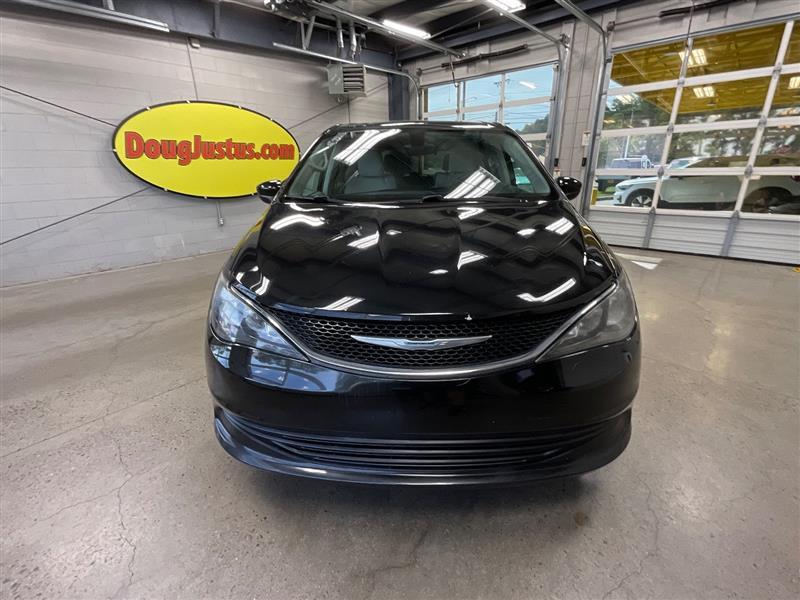 used 2017 Chrysler Pacifica car, priced at $9,995