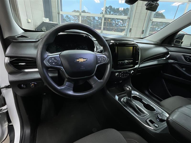 used 2018 Chevrolet Traverse car, priced at $12,995