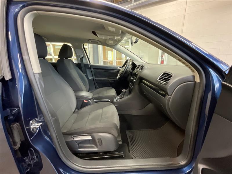 2013 Tempest Blue Metallic Volkswagen Jetta SportWagen