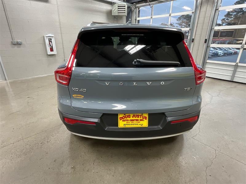 used 2021 Volvo XC40 car, priced at $19,995