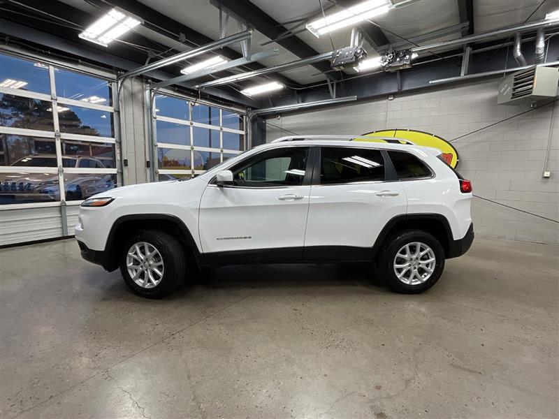 used 2018 Jeep Cherokee car, priced at $9,995