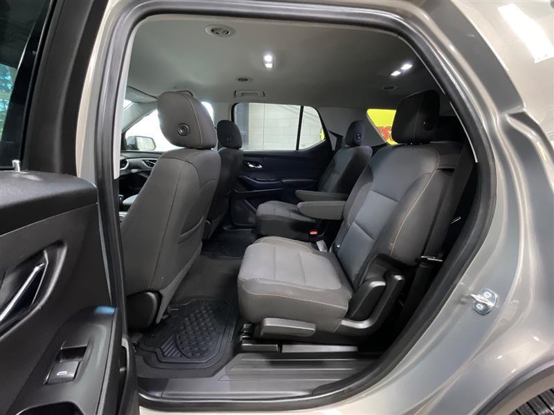 used 2018 Chevrolet Traverse car, priced at $10,995