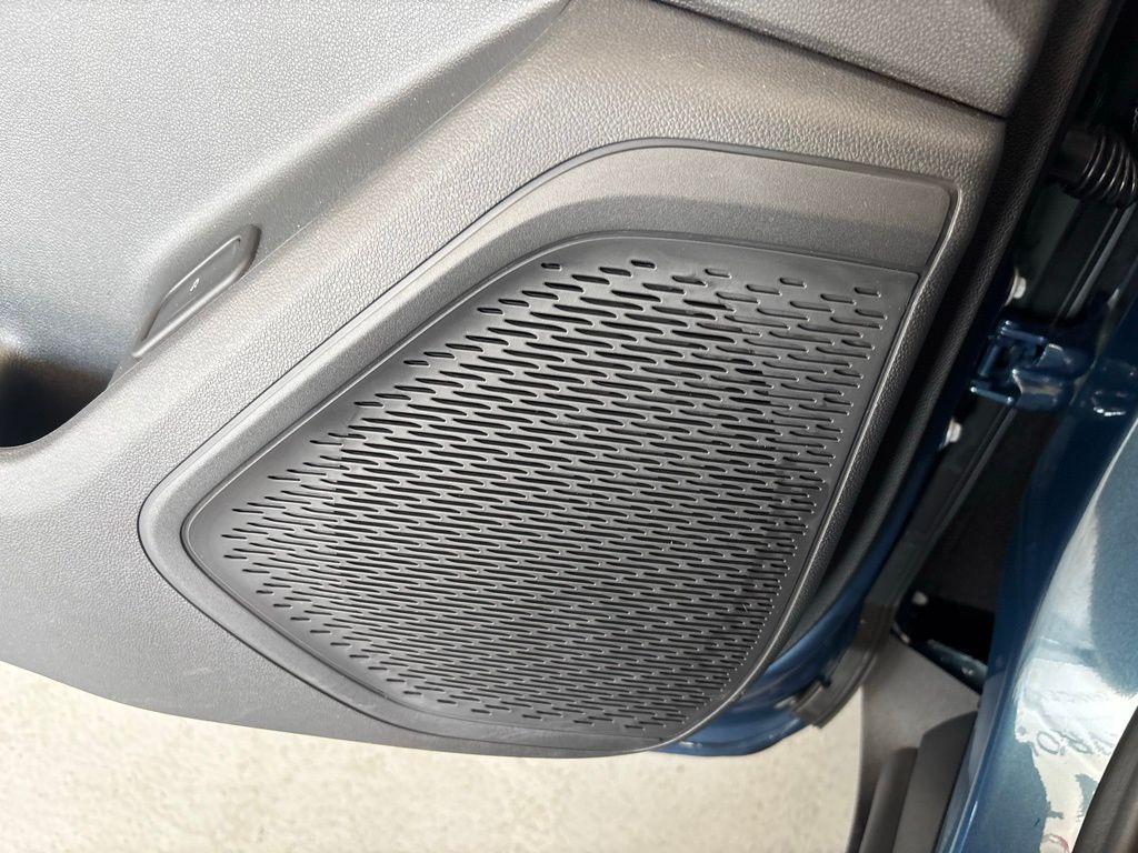 new 2026 Chevrolet Traverse car, priced at $41,037