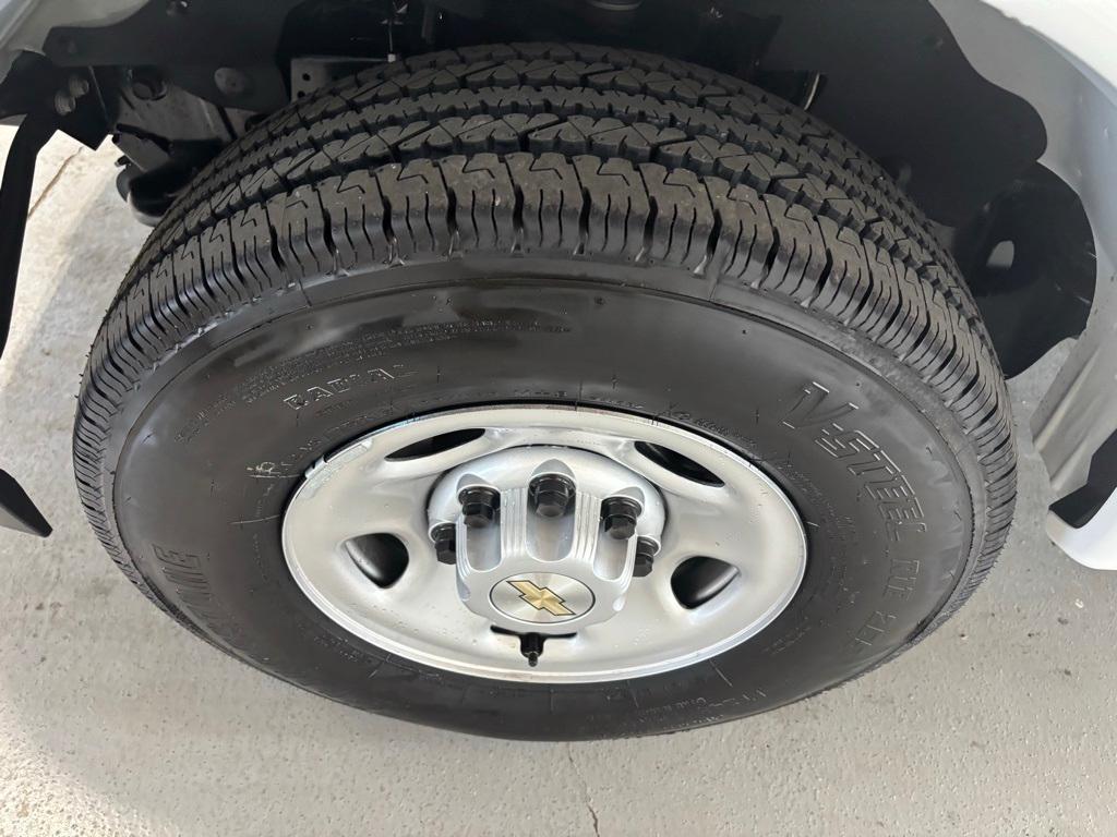 new 2025 Chevrolet Express 2500 car, priced at $45,817