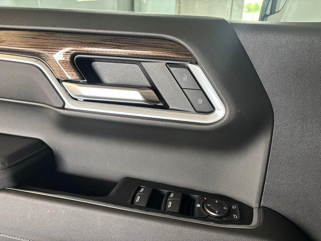 new 2025 Chevrolet Silverado 1500 car, priced at $51,518