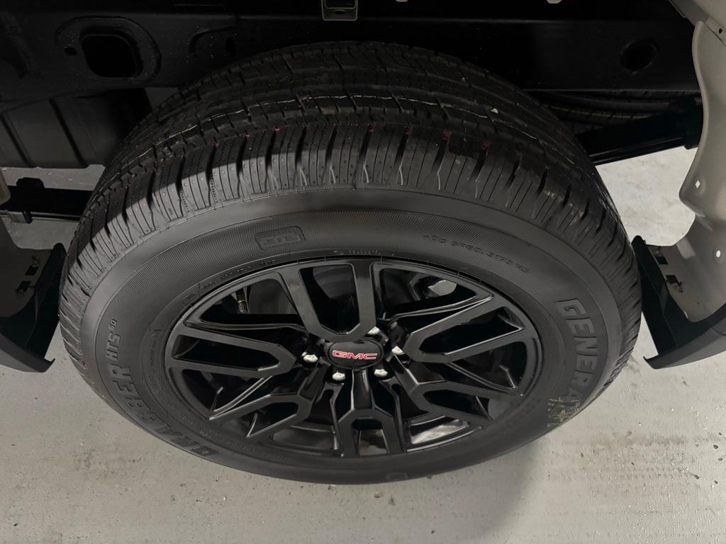 new 2026 GMC Sierra 1500 car, priced at $45,278