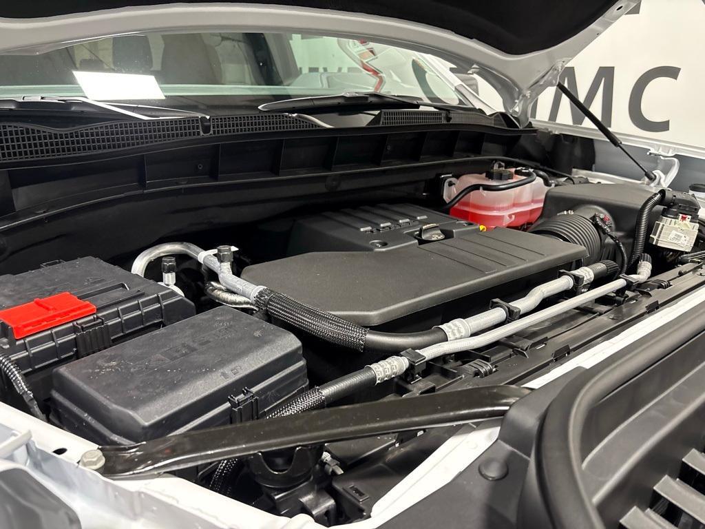 new 2026 GMC Sierra 1500 car, priced at $48,575